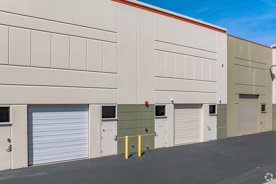 More Photos Of 4750-4794 Duckhorn Dr, Sacramento Research And Development For Lease