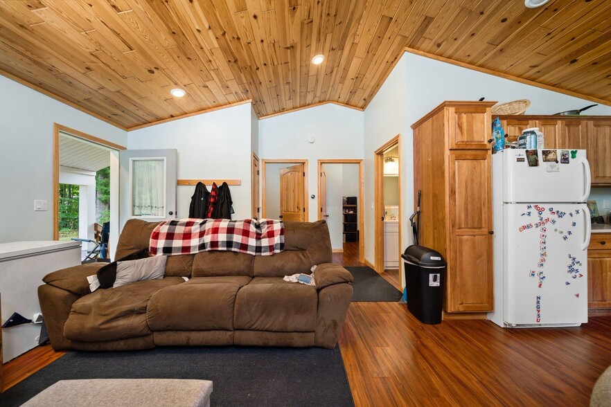 More Photos Of 3551 W Otsego Lake Dr, Gaylord Manufactured Housing Mobile Home Park For Sale