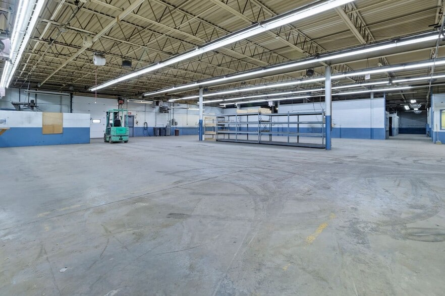 More Photos Of 1301 S 6th St, Noblesville Manufacturing For Sale