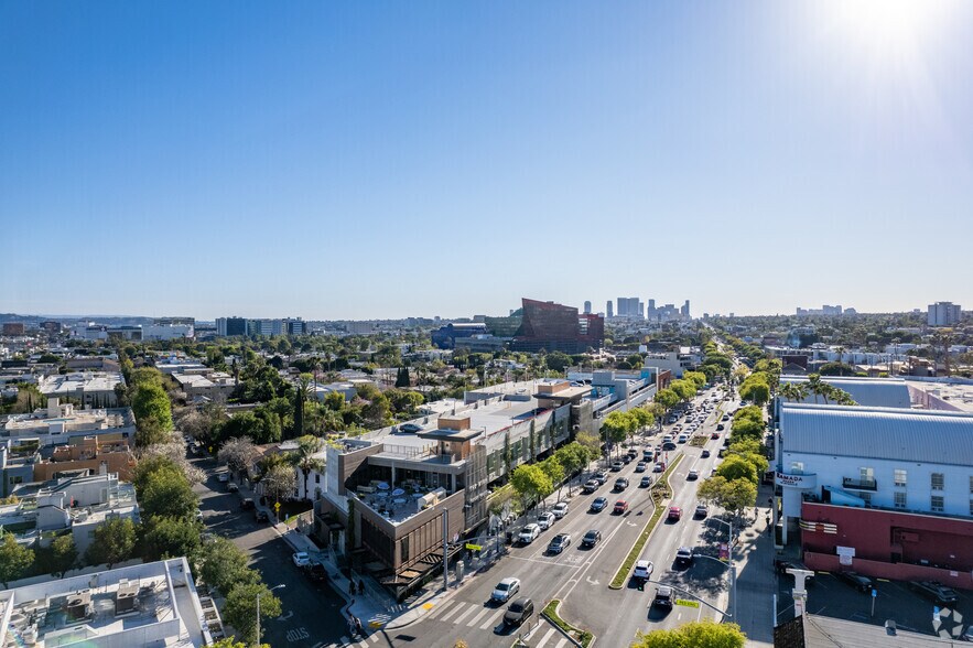 More Photos Of 8550-8594 Santa Monica Blvd, West Hollywood General Retail For Lease