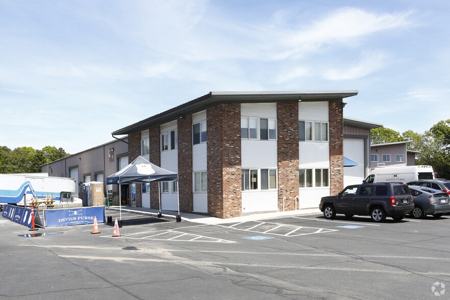 More Photos Of 120 Great Western Rd, South Dennis Warehouse For Lease