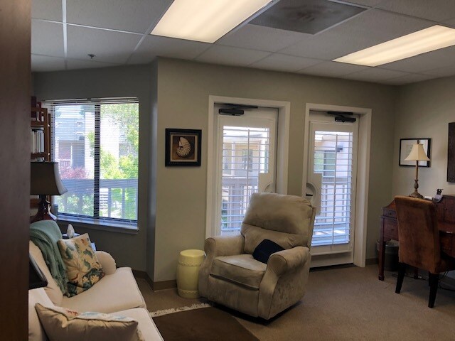 More Photos Of 1220-1244 University Dr, Menlo Park Medical For Lease