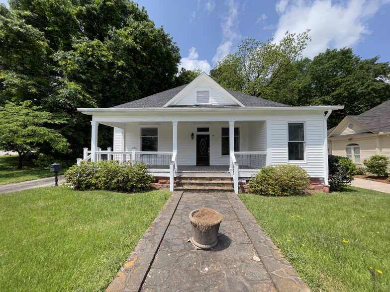 Primary Photo Of 382 S Perry St, Lawrenceville Loft Creative Space For Lease