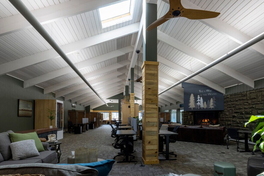 More Photos Of 1230 Big Thompson Ave, Estes Park Loft Creative Space For Sale