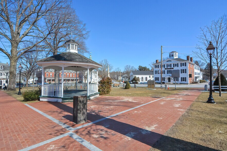 More Photos Of 25 Grafton, Grafton Restaurant For Sale