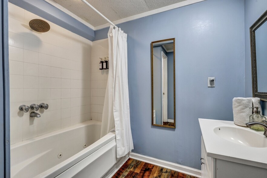 More Photos Of 24 Van Horne Ave, Tybee Island Hospitality For Sale