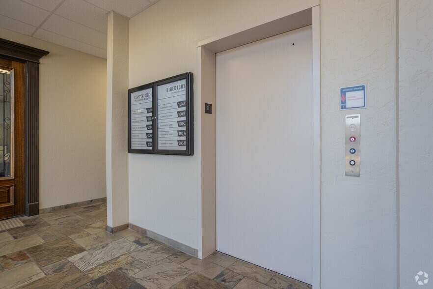 More Photos Of 8711 Highway 6 N, Houston Office For Lease
