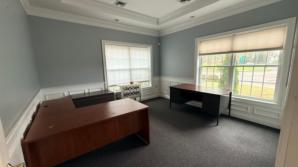 More Photos Of 675 Wilbur Cross Hwy, Berlin Office For Sale