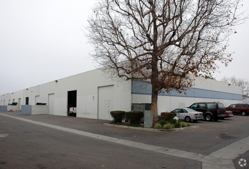 More Photos Of 1701 E Edinger Ave, Santa Ana Warehouse For Lease