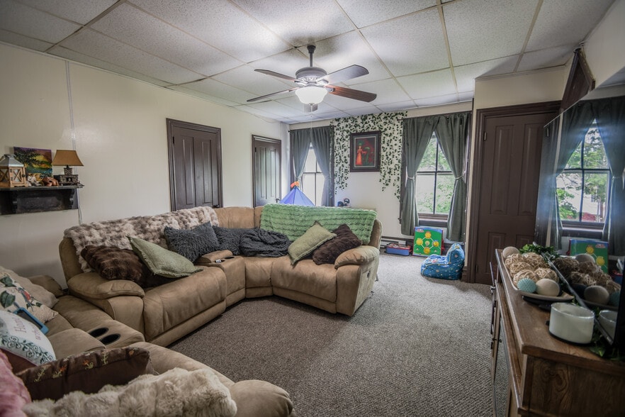 More Photos Of 1 S Main St, Richlandtown Apartments For Sale