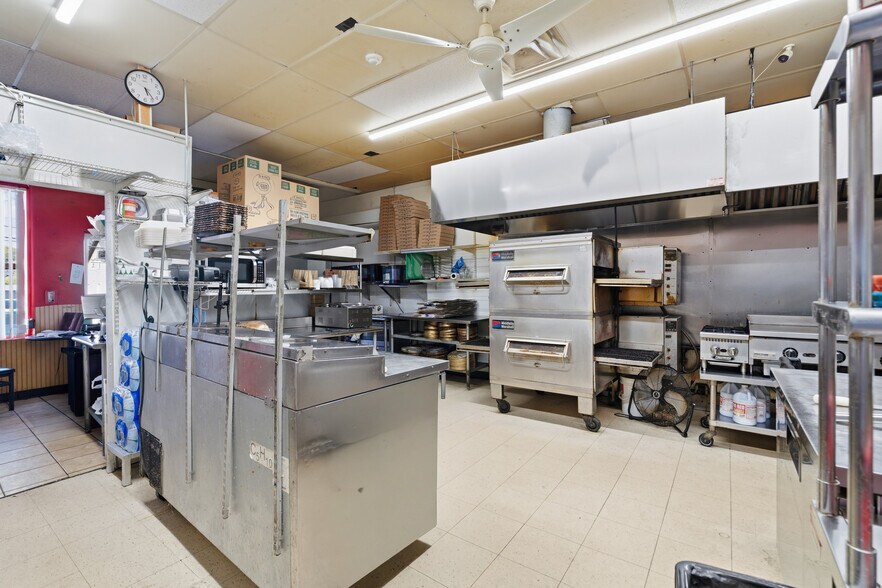More Photos Of 620 Killingly St, Johnston Restaurant For Sale