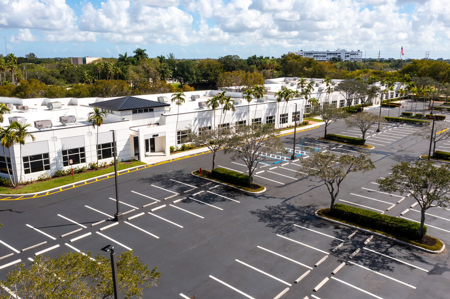 Primary Photo Of 3040 Universal Blvd, Weston Office For Lease