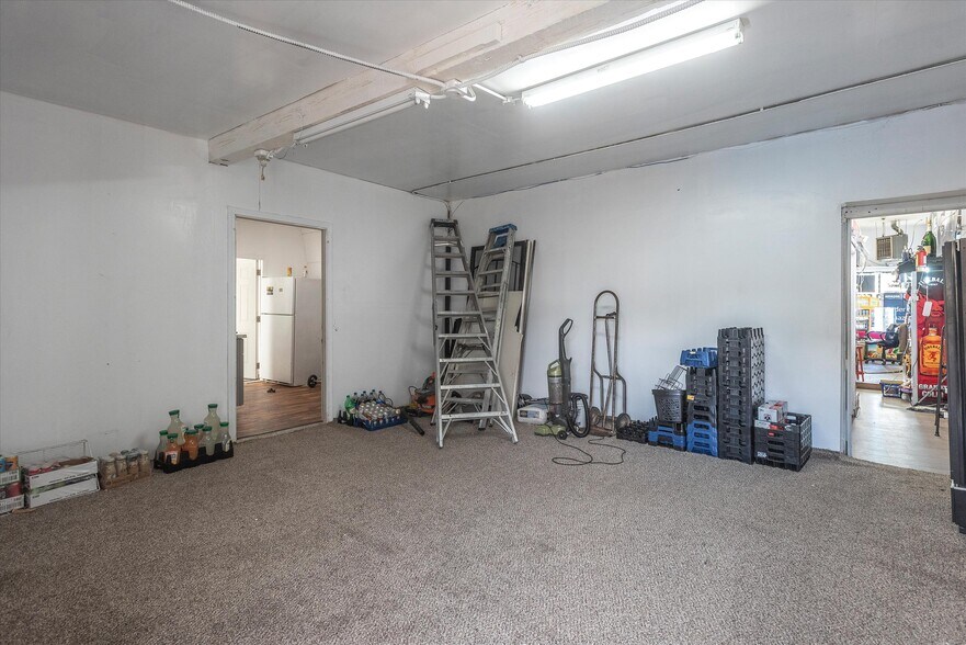 More Photos Of 16 W 25th Ave, San Mateo Convenience Store For Sale