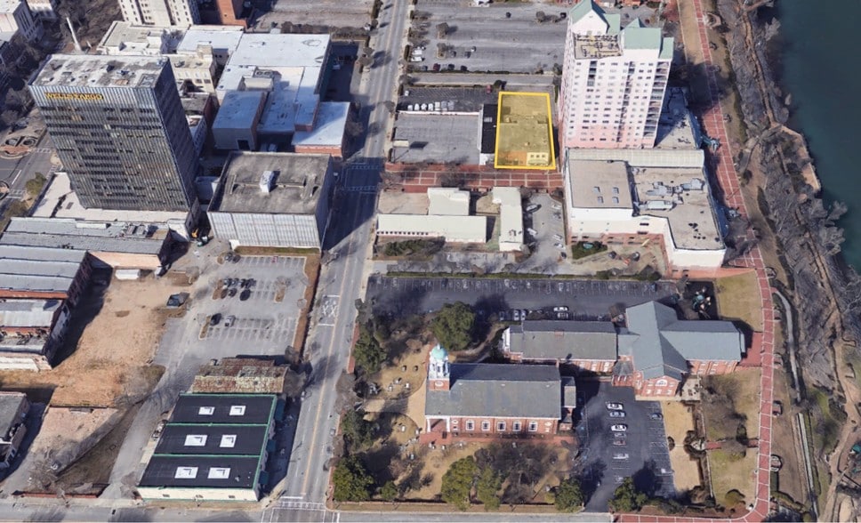 More Photos Of 15 7th St, Augusta Restaurant For Sale