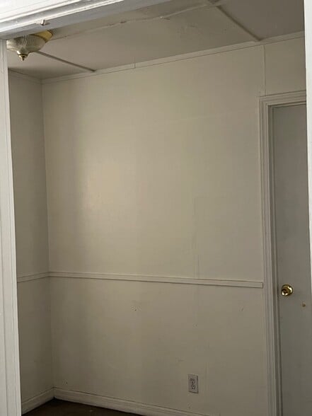 More Photos Of 1724 W 2nd St, Santa Ana Warehouse For Sale