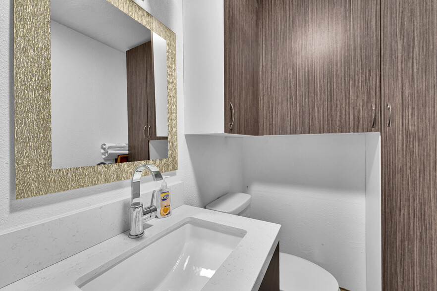 More Photos Of 12970 Branford St, Pacoima Warehouse For Sale