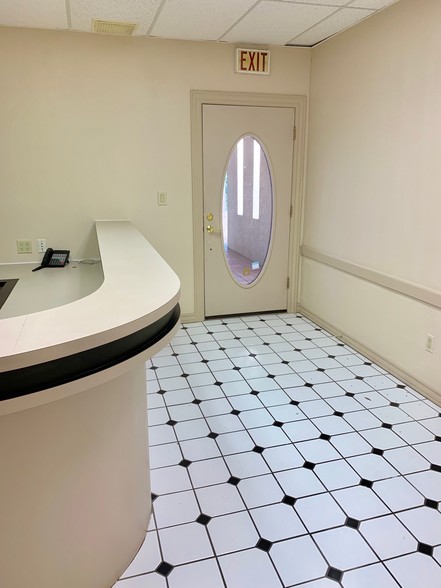 More Photos Of 545 S Melendres St, Las Cruces Office For Lease