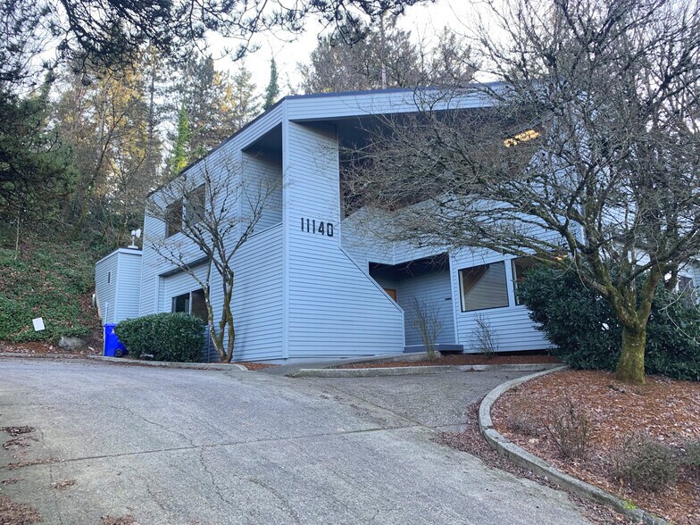 More Photos Of 11140 SW Barbur Blvd, Portland Office For Sale