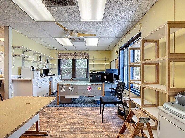 More Photos Of 390 N Bridge St, LaBelle Storefront Retail Office For Sale
