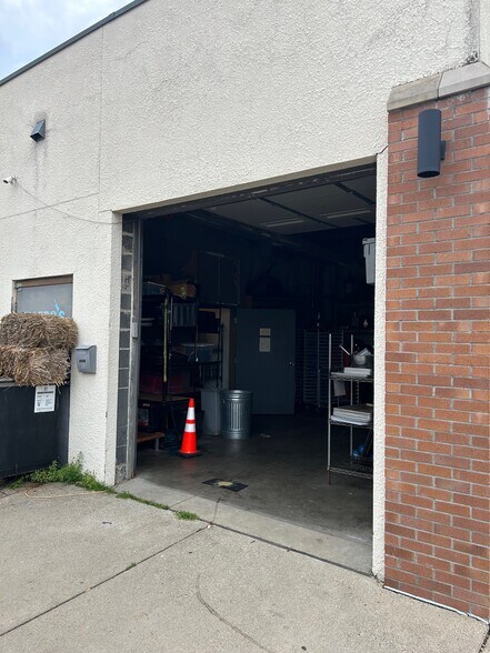 More Photos Of 4150-4154 W Broadway, Golden Valley Storefront For Sale