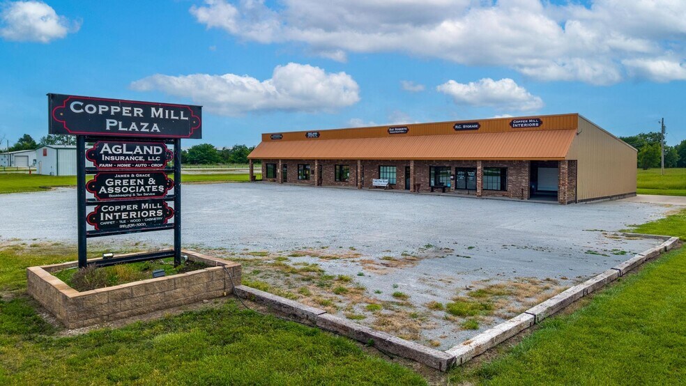 Primary Photo Of 19095 S 125 Hwy, Fairland General Retail For Sale