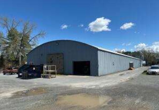 More Photos Of 643 Upper Glen St, Queensbury Freestanding For Sale