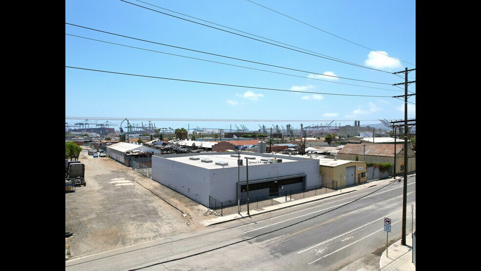 More Photos Of 230-234 E C St, Wilmington Warehouse For Sale