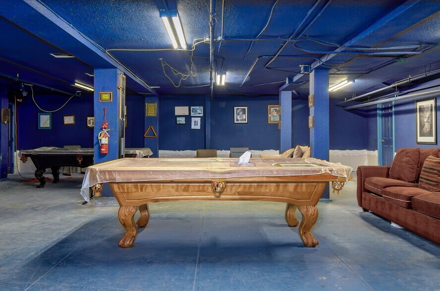 More Photos Of 311-319 Railroad Ave, Pittsburg Freestanding For Sale