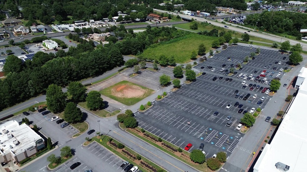 More Photos Of 107 Station Dr, Anderson Land For Sale