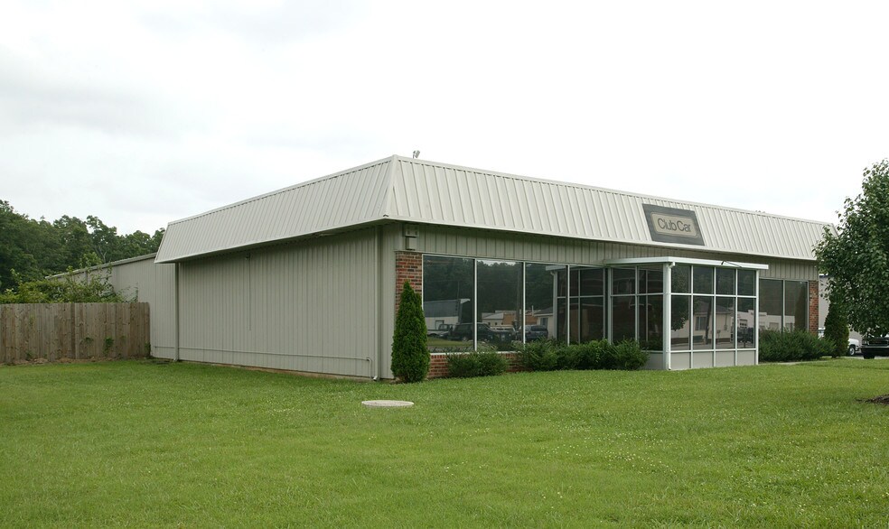 More Photos Of 8615 Telegraph Rd, Glen Allen Warehouse For Lease