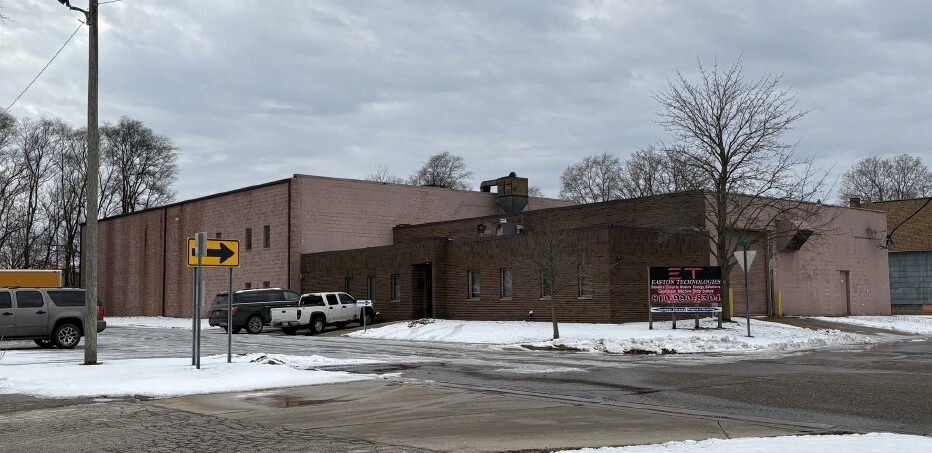 Primary Photo Of 2104 Cypress St, Port Huron Warehouse For Sale