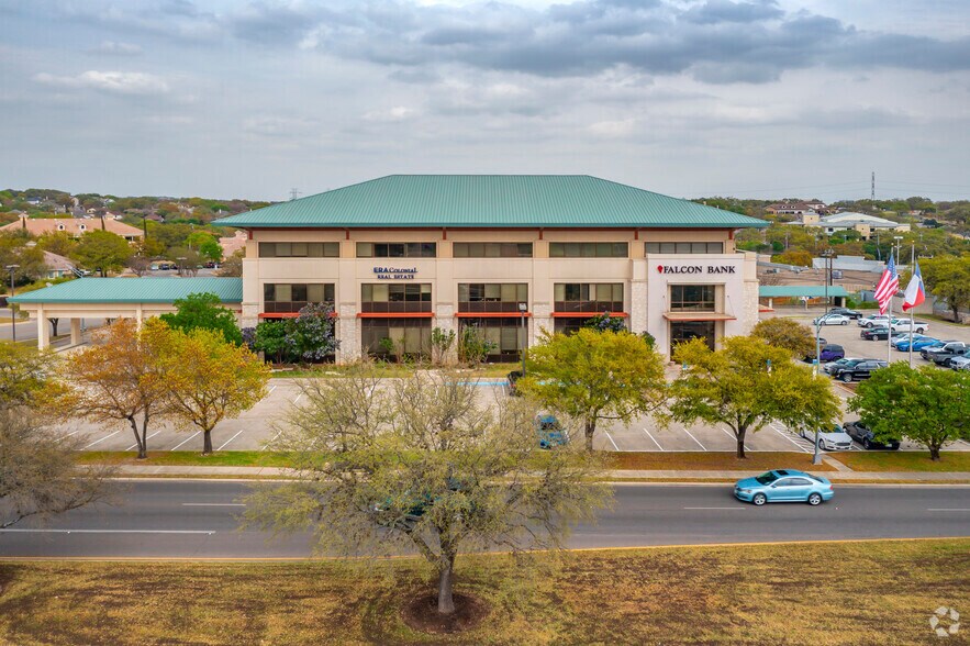 More Photos Of 19230 Stone Oak Pky, San Antonio Office For Lease