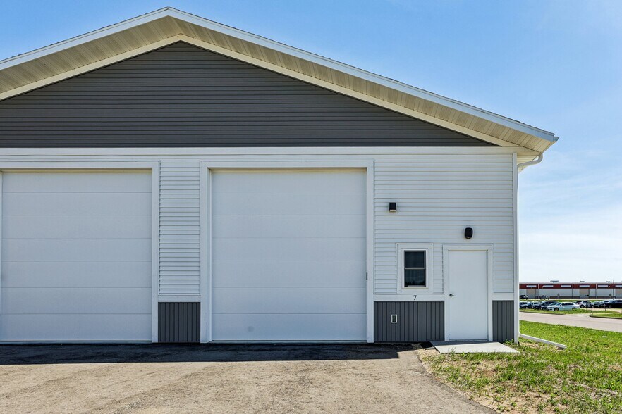 More Photos Of 407 Wengel dr, Reedsburg Light Manufacturing For Sale