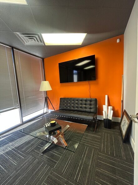 More Photos Of 3050 Amwiler Rd, Peachtree Corners Office For Lease