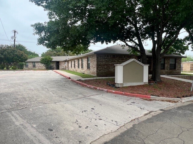 More Photos Of 1002 Medical Dr, Killeen Office For Lease