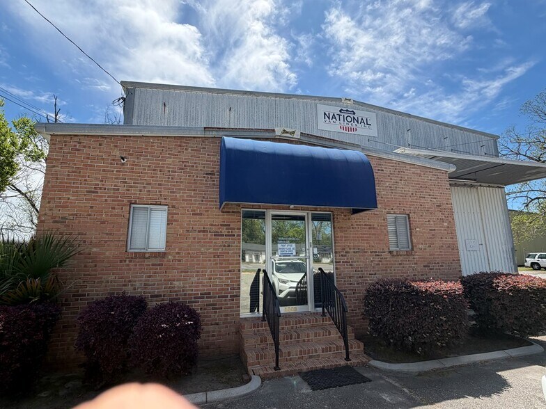 More Photos Of 1009 W Hill Ave, Valdosta Warehouse For Sale