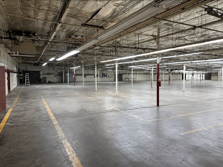 More Photos Of 116 Tellico Industry Rd, Tellico Plains Warehouse For Sale