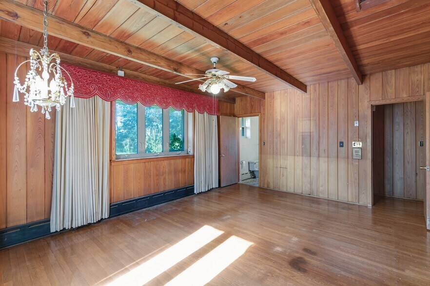 More Photos Of 3022 Whitehall Road, Norristown Land For Sale