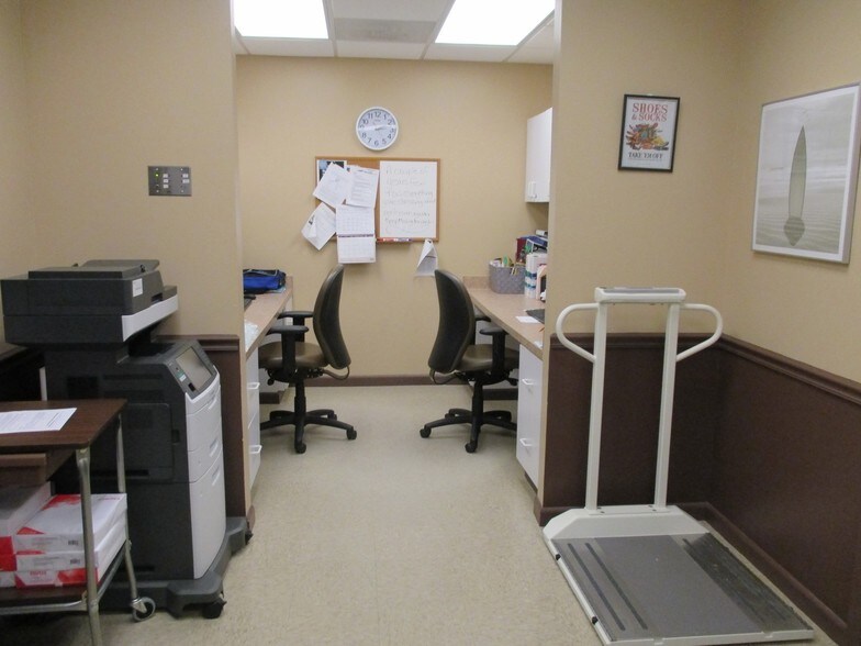 More Photos Of 3021 Eau Gallie Blvd, Melbourne Medical For Lease