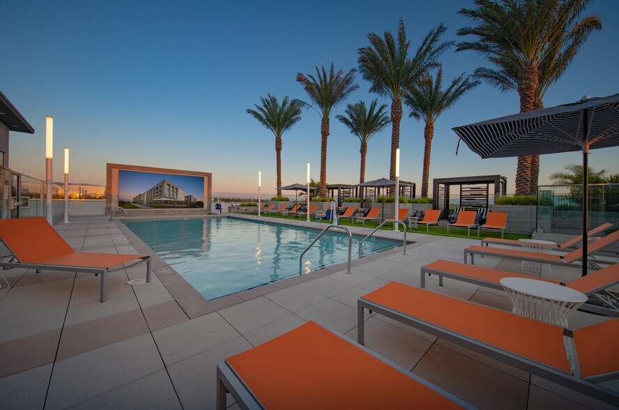 More Photos Of 730-750 E Capitol Ave, Milpitas Apartments For Lease