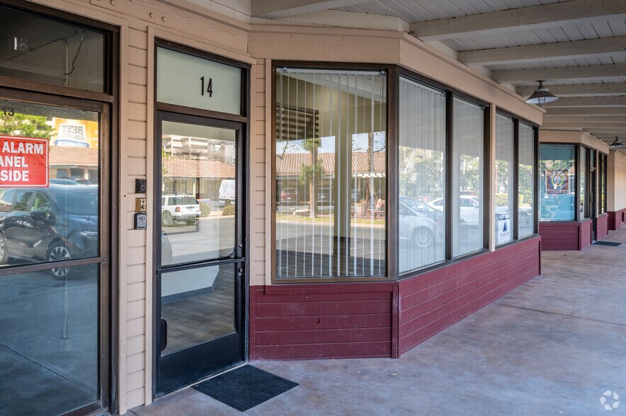 More Photos Of 1111 W Town and Country Rd, Orange Medical For Sale