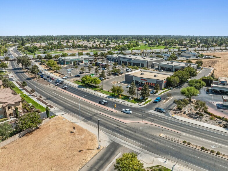 More Photos Of 6350-6370 N Figarden Dr, Fresno Freestanding For Sale