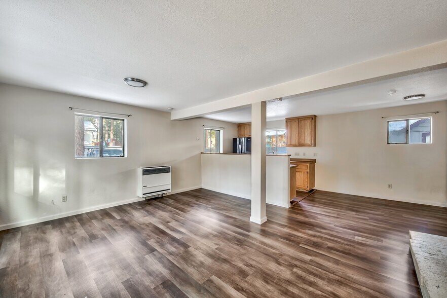 More Photos Of 1036 Moss Rd, South Lake Tahoe Apartments For Sale