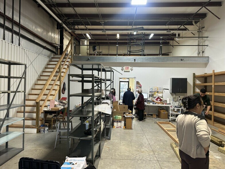 More Photos Of 30 Shelter Rock Rd, Danbury Light Distribution For Lease