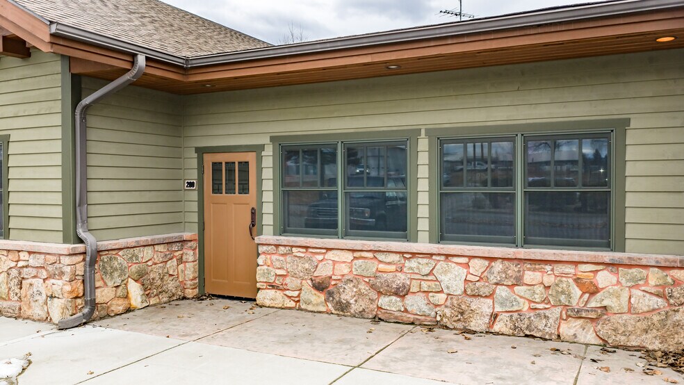 More Photos Of 102 Cooperative Way, Kalispell Office For Sale
