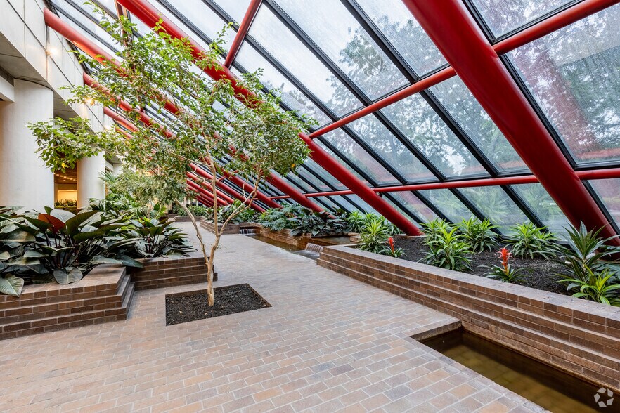 More Photos Of 1 Blue Hill Plz, Pearl River Coworking Space