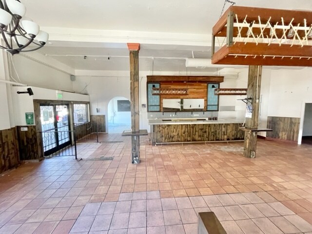 More Photos Of 3227 22nd St, San Francisco Storefront For Lease