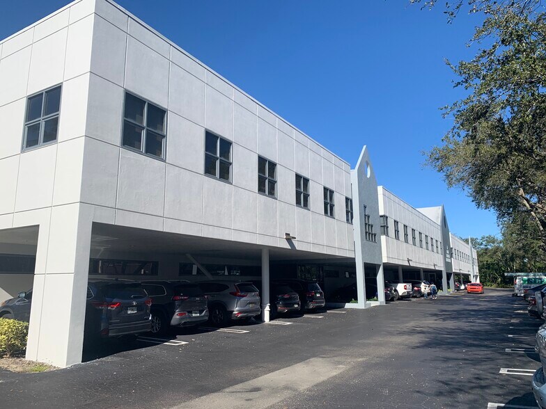 More Photos Of 3365 Burns Rd, Palm Beach Gardens Medical For Lease