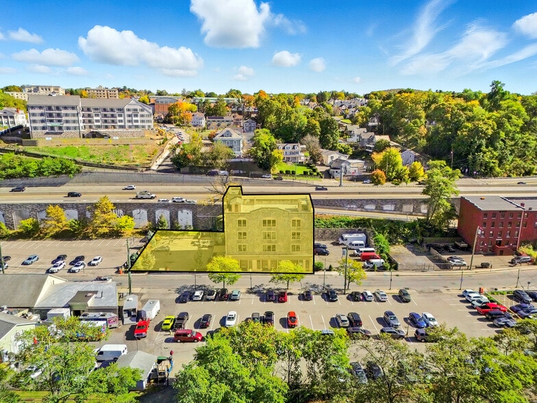 More Photos Of 47 S Water St, Peekskill Light Manufacturing For Sale