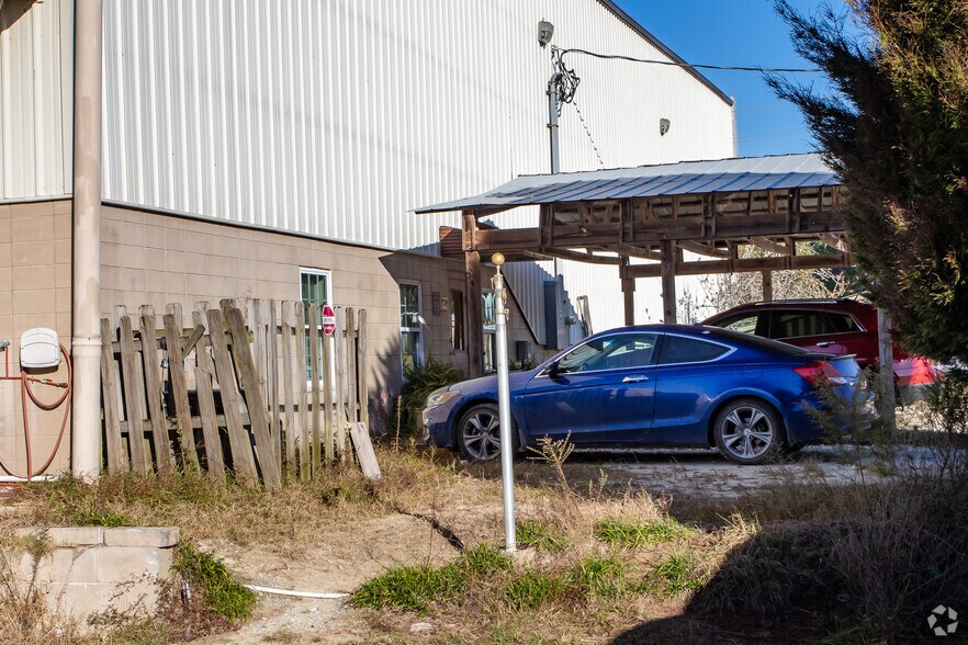 More Photos Of 1159 Cainhoy Rd, Wando Warehouse For Lease